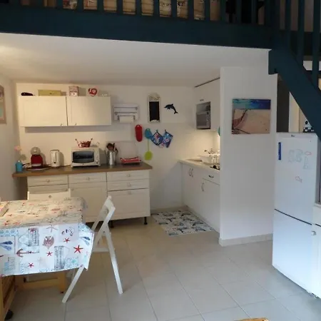 Casa de Férias House Agreable Maisonette Dans Avec Piscine